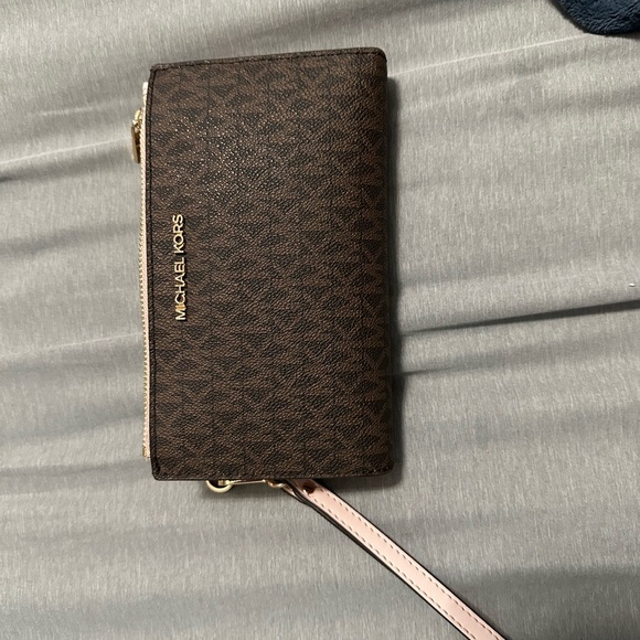Michael Kors Double Zip Wallet Wristlet
Brown/Light Pink - Picture 2 of 3